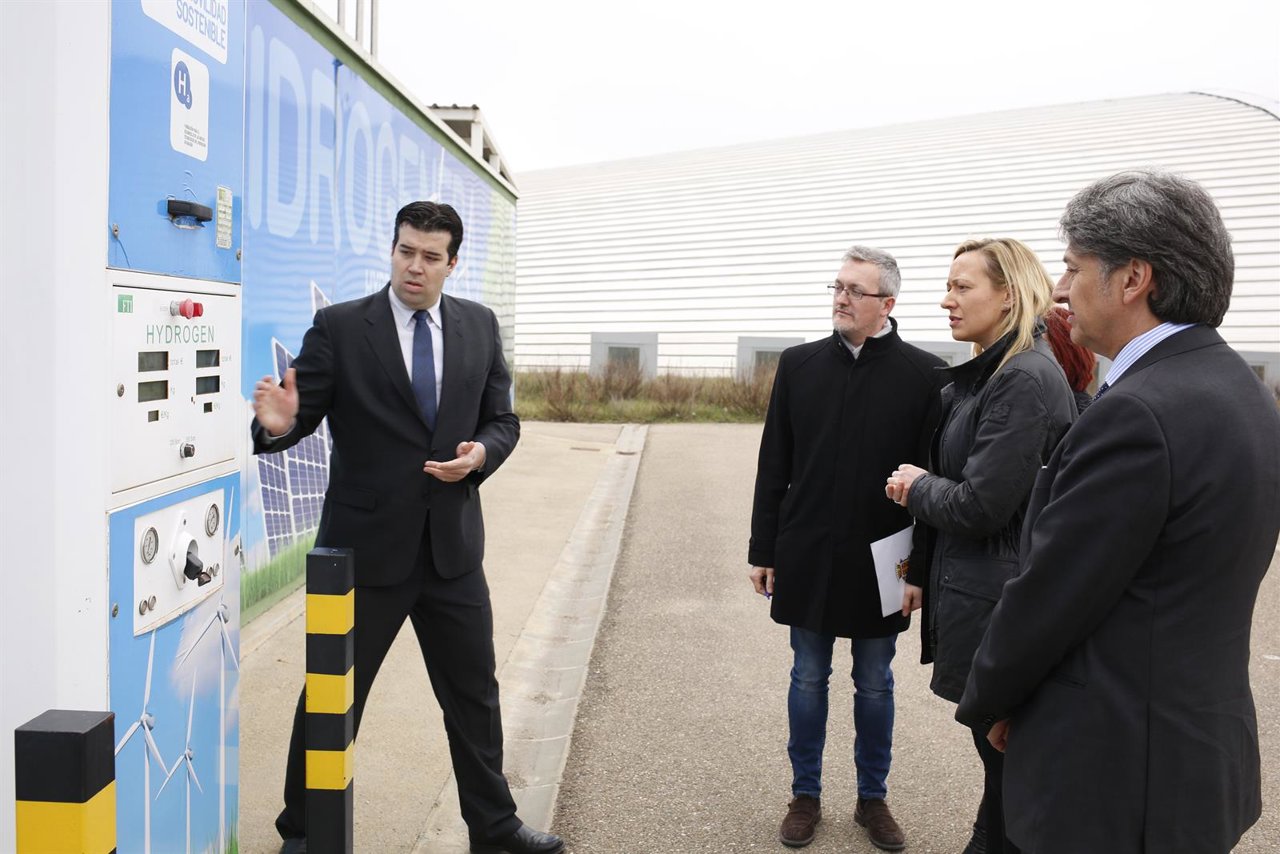 Acto de incorporación de Jaca en la Fundación Hidrógeno.
