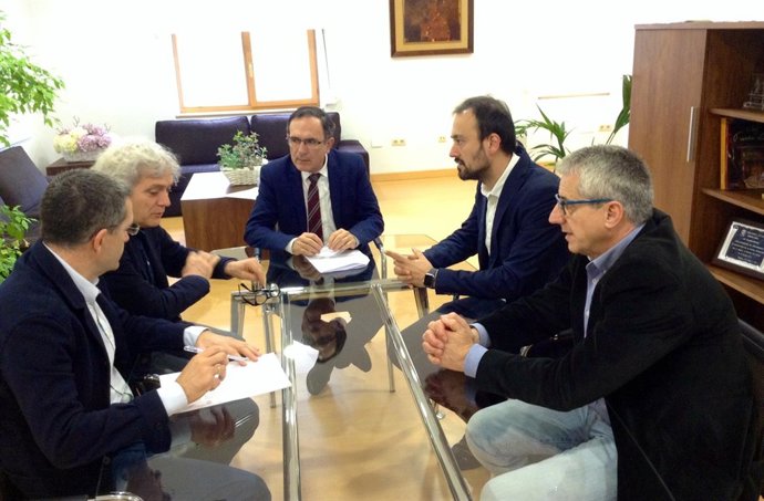 Reunión Ayuntamiento de Torrelavega-AEHC