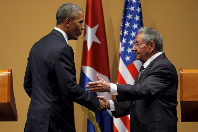 Barack Obama y Raúl Castro