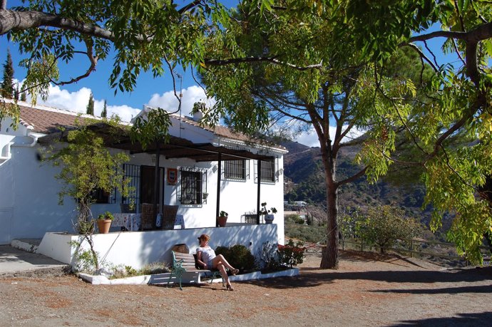 Casa rural turismo interior viajeros turistas pernoctaciones estancias campo 