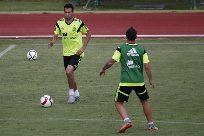 Busquets en el entrenamiento de la Selección Española de fútbol 