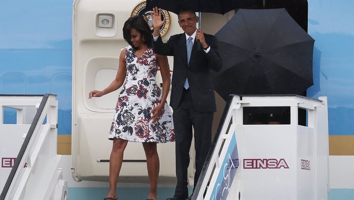  Presidente Barack Obama Y Michelle Obama Llegan A Cuba