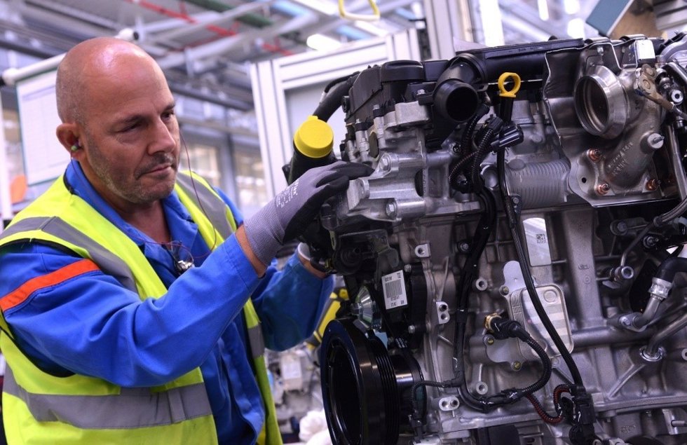 Producción del motor PureTech en Douvrin (Francia)