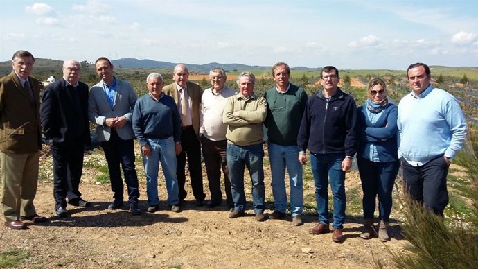 Visita a la  finca 'Campo Baldío'  de Puebla de Guzmán (Huelva). 