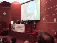 Más de 200 profesionales participan en unas jornadas sobre tuberculosis