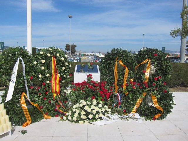 Placa por el accidente de Germanwings de 2015 (Aeropuerto de Barcelona)