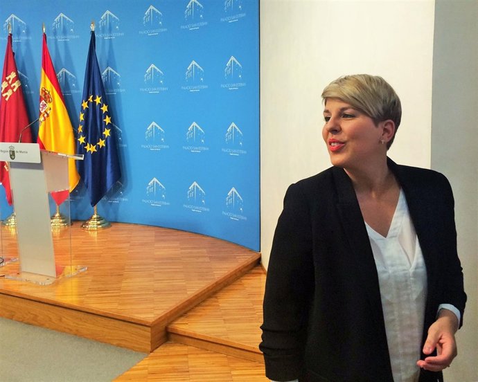 Noelia Arroyo tras informar de la nueva convocatoria del Plan Escena