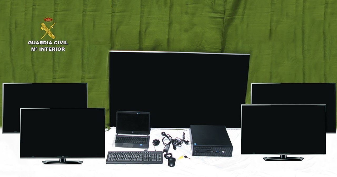 Efectos sustraidos de dos hoteles de Alcudia