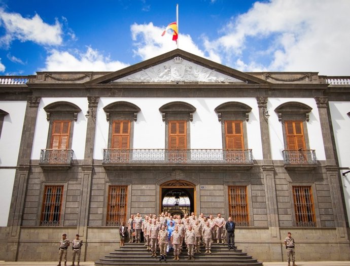 Minuto de silencio en Capitanía