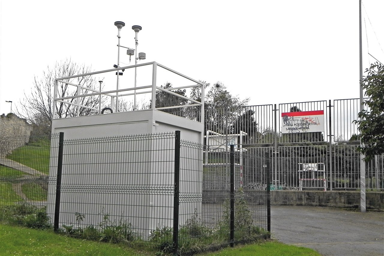 Estación de medicación de la contaminación del aire en Roces. 