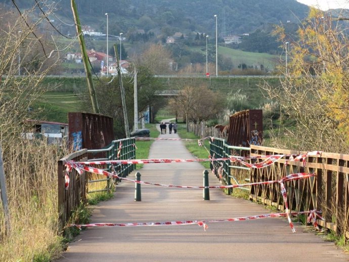 Puente hierro ría solía 