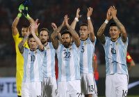 Argentina se venga de Chile y vuelve a la lucha por el Mundial