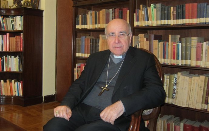El obispo de Huelva, José Vilaplana.
