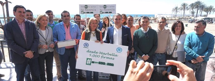 Elías Bendodo, Ángeles Muñoz, PP, Marbella, firmas 