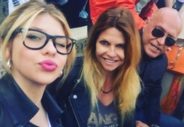 Ana, Makoke y Kiko Matamoros apoyan a Cayetano Rivera en la Malagueta