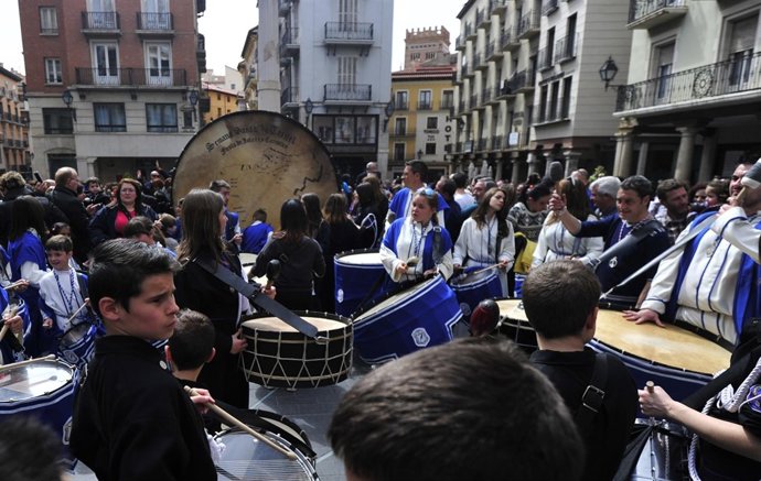 Rompida de la hora en Teruel capital