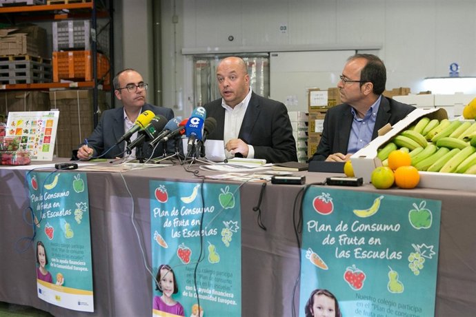 Un instante de la rueda de prensa