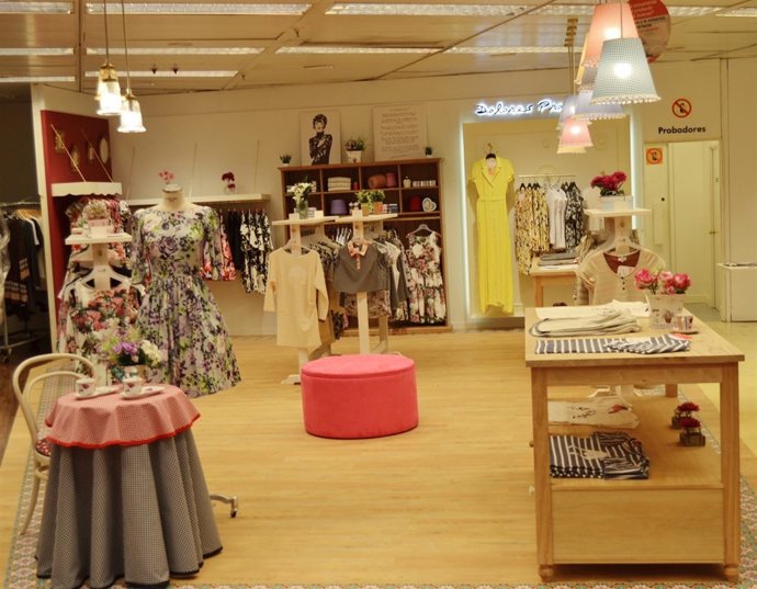 DOLORES PROMESAS EN EL CORTE INGLÉS DE ALICANTE