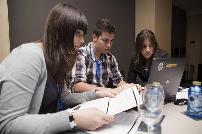 Estudiantes del II Informe Young Business Talents