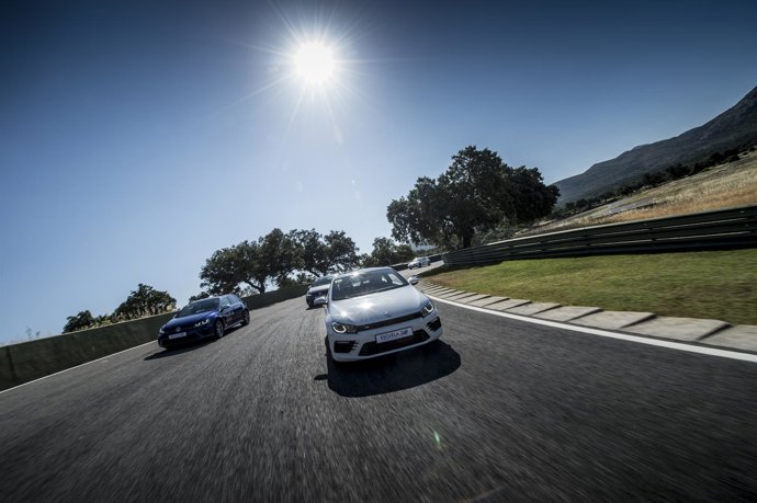 Escuela R en el circuito de Ascari