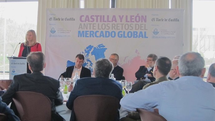 Del Olmo clausura la jornada en presencia de los agentes sociales