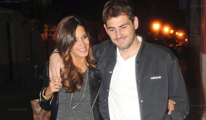IKER CASILLAS Y SARA CARBONERO