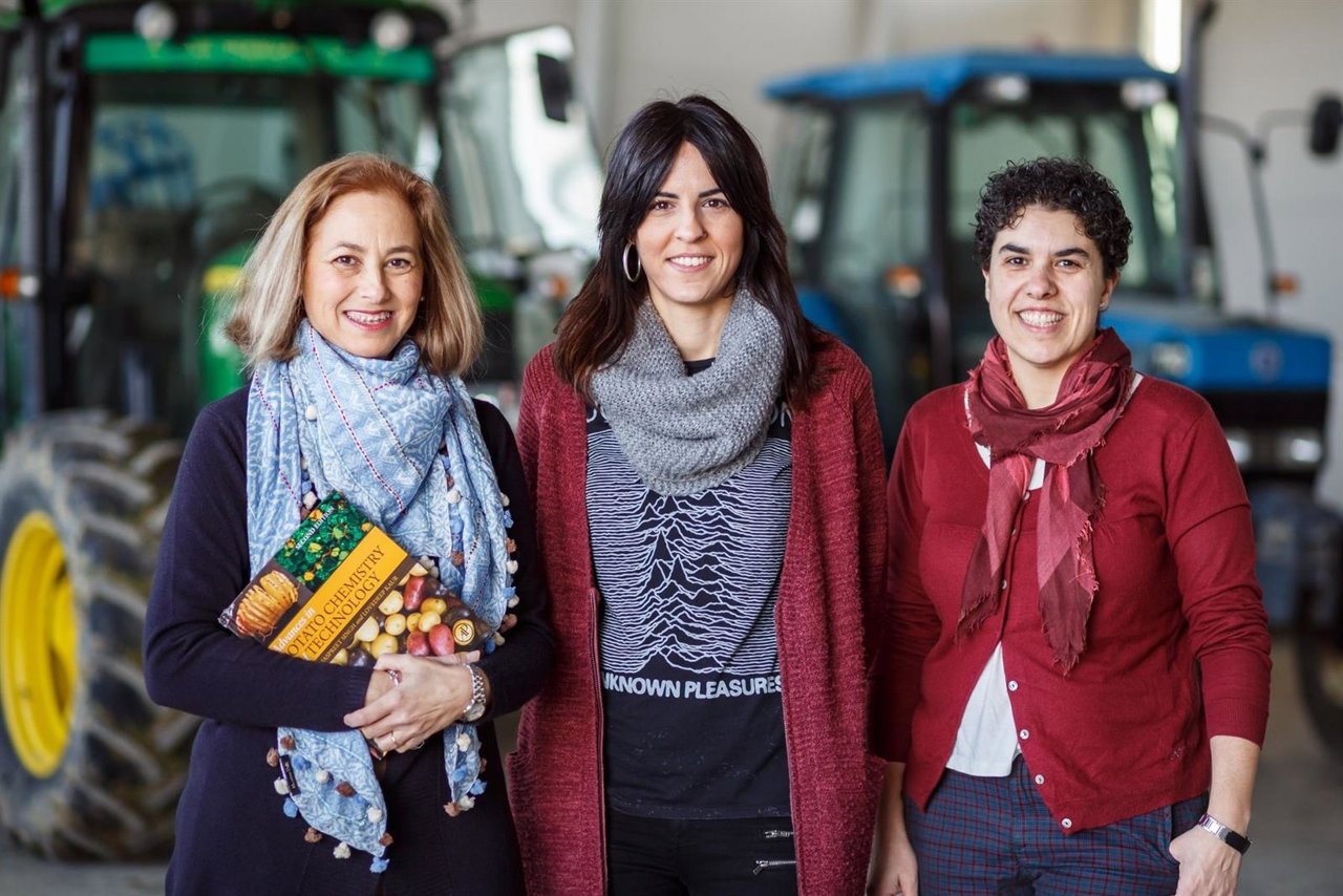 Carmen Jarén, Ainara López y Silvia Arazuri,, investigadoras de la UPNA.