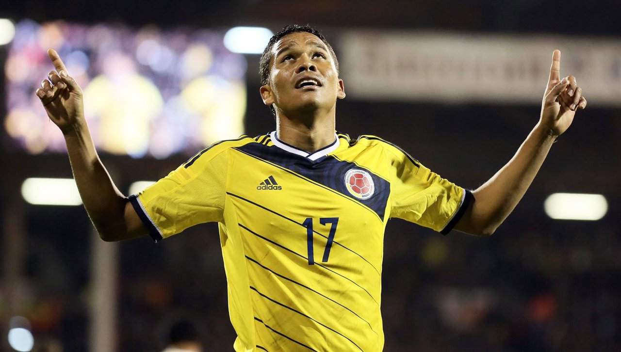 Carlos Bacca con la selección de Colombia
