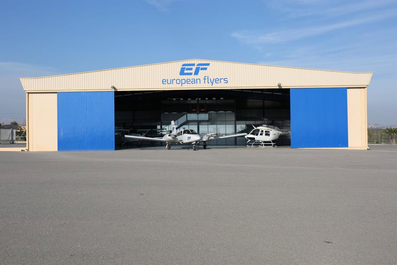 Hangar European Flyers 