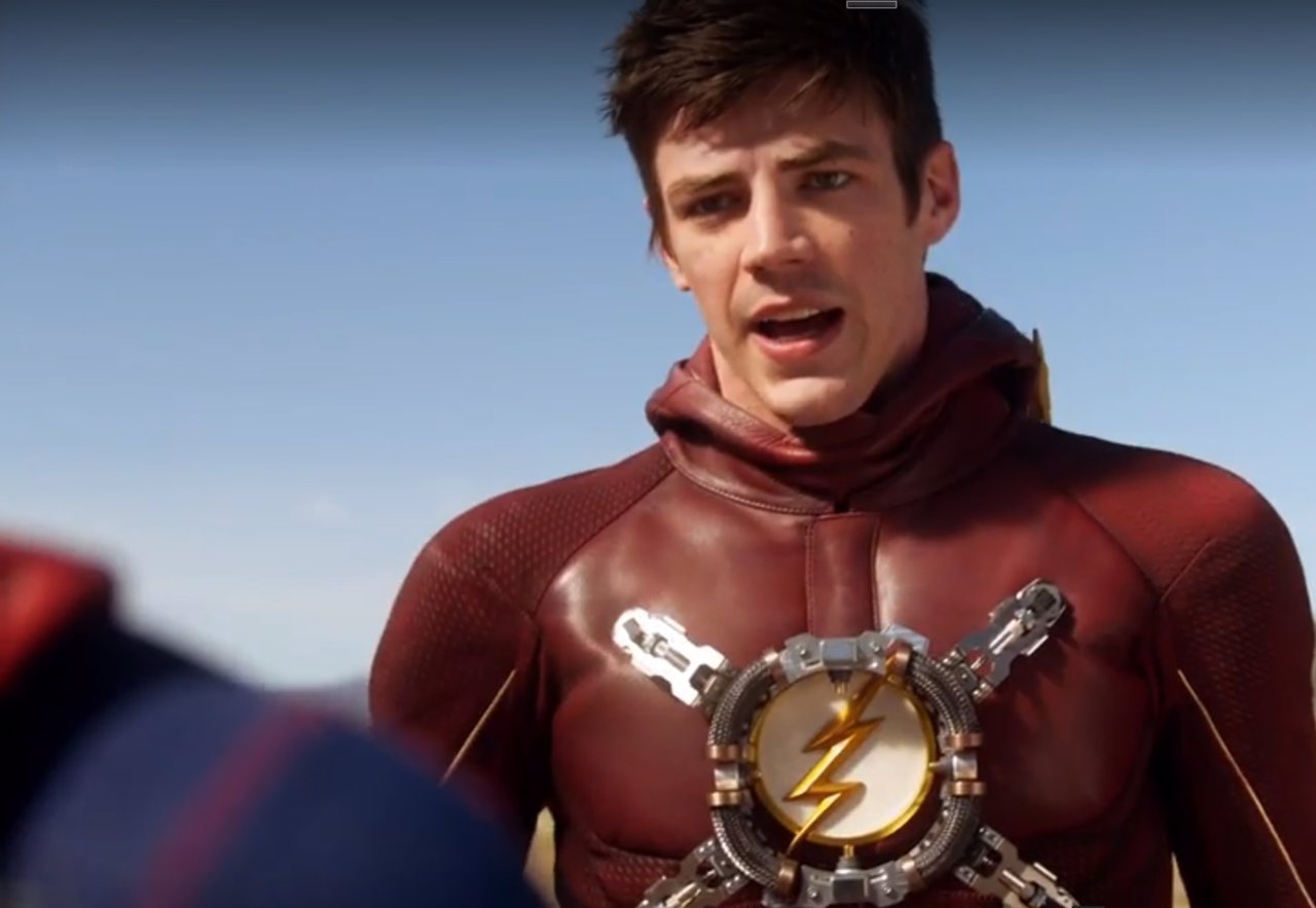 Grant Gustin es Flash en el crossover con Supergirl