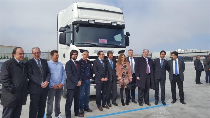 El Puerto de Barcelona contará con accesos viarios y ferroviarios en 2018