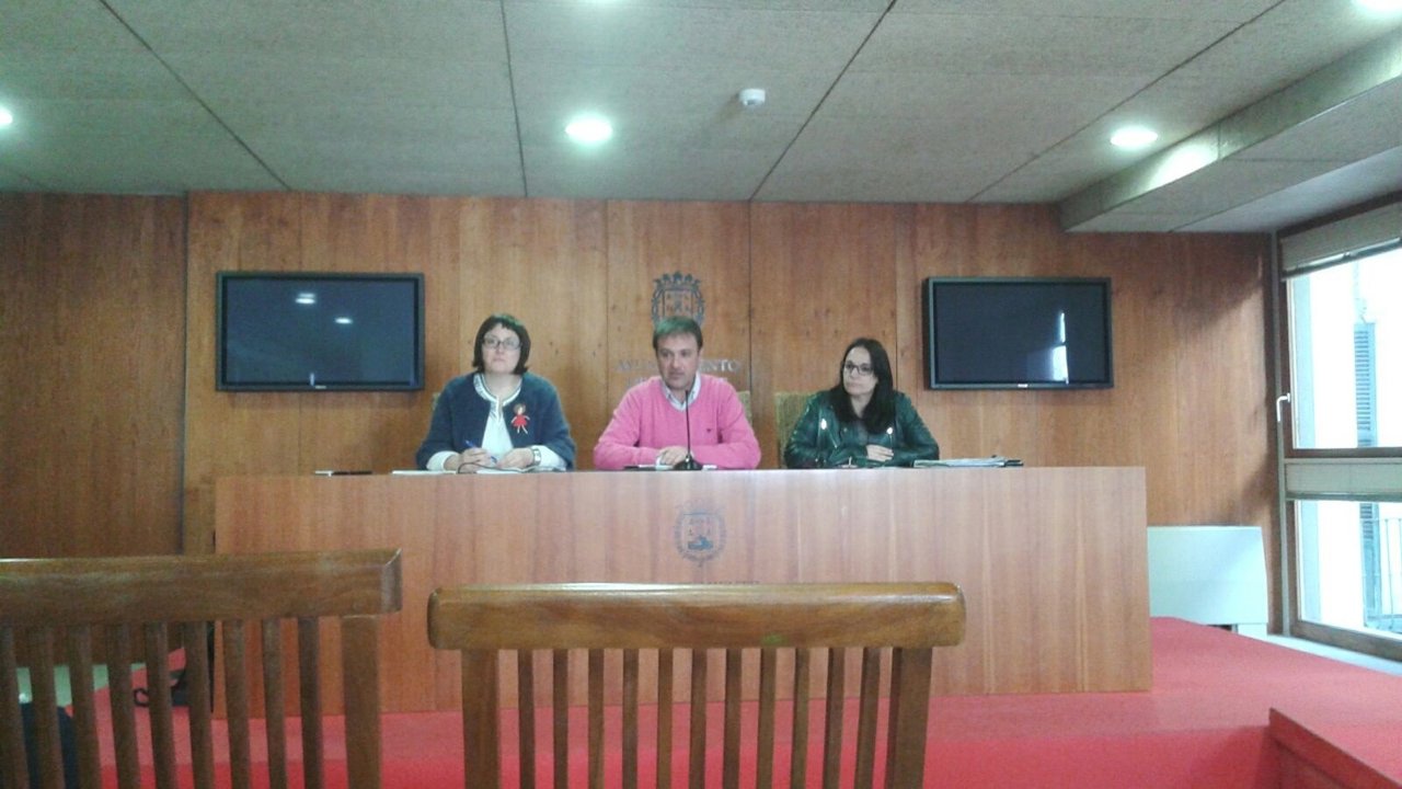 El grupo de Compromís en rueda de prensa este miércoles