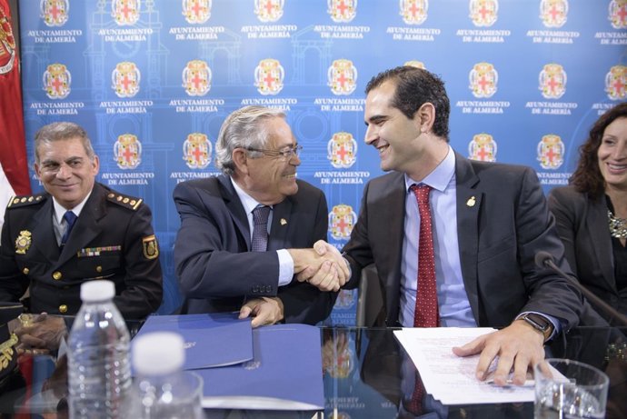 El subdelegado de Gobierno y el alcalde de Almería