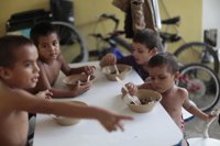 HRW denuncia las dificultades de los niños de Centroamérica para solicitar asilo en México