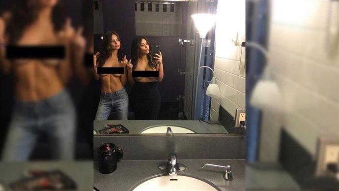 Kim Kardashian y Emily Ratajkowsk