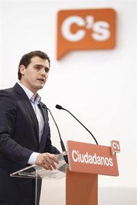 Rivera dice que el problema no es la presencia de Iglesias en un Gobierno, sino sus políticas