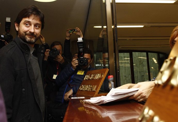 Rafael Mayoral presenta un recurso contra la nueva ley del suelo en Madrid