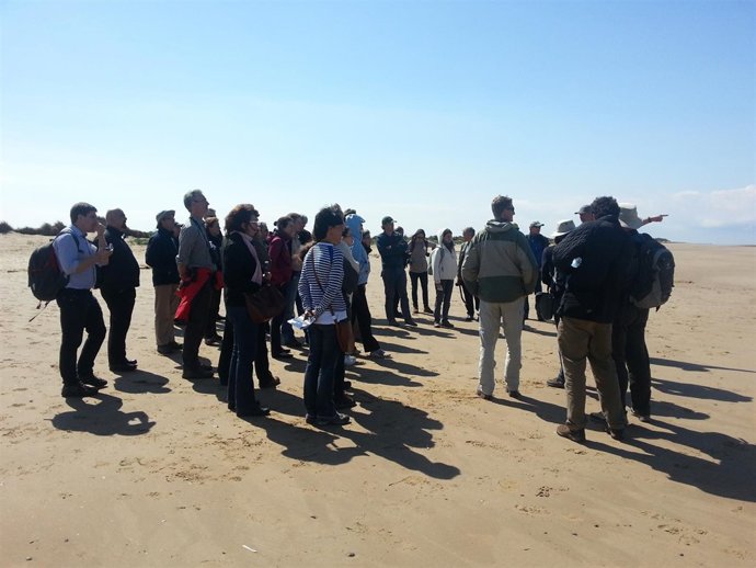 Asistentes al programa de Voluntariado de Ríos y Playas