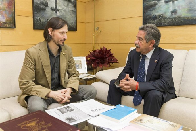 Revilla y alcalde Miera