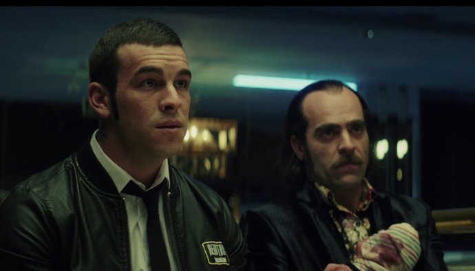 Mario Casas y Luis Tosar en Toro