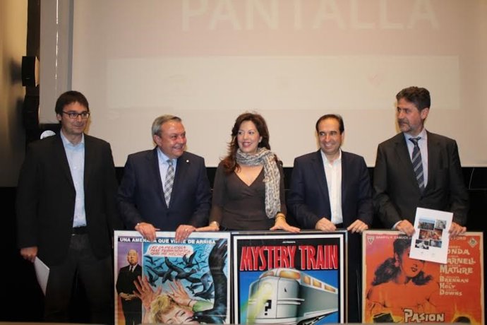 Autoridades durante la presentación del ciclo