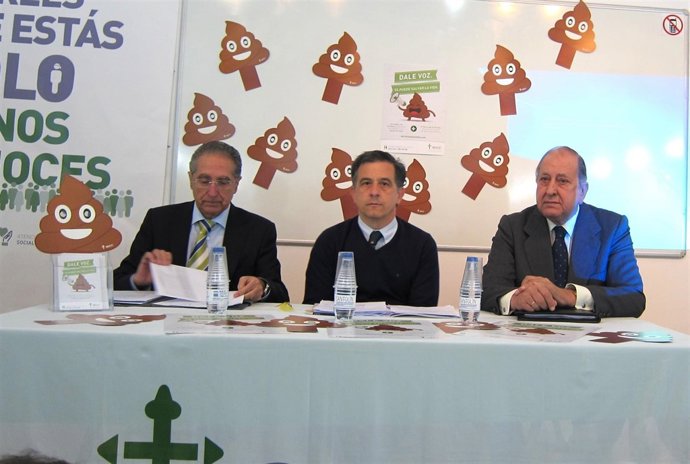 Jesús Fernández, José Jolín y Enrique Plaza en la presentación de los datos