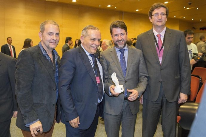 Recogida del premio de artesanía