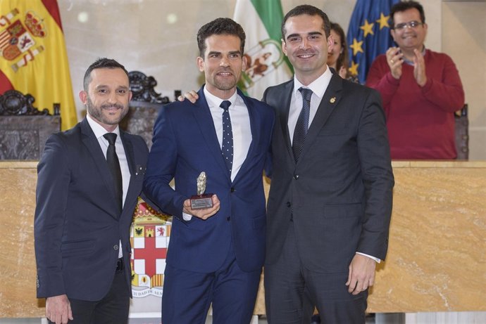 Entrega de la Zapatilla de Plata a Antonio Larrajo