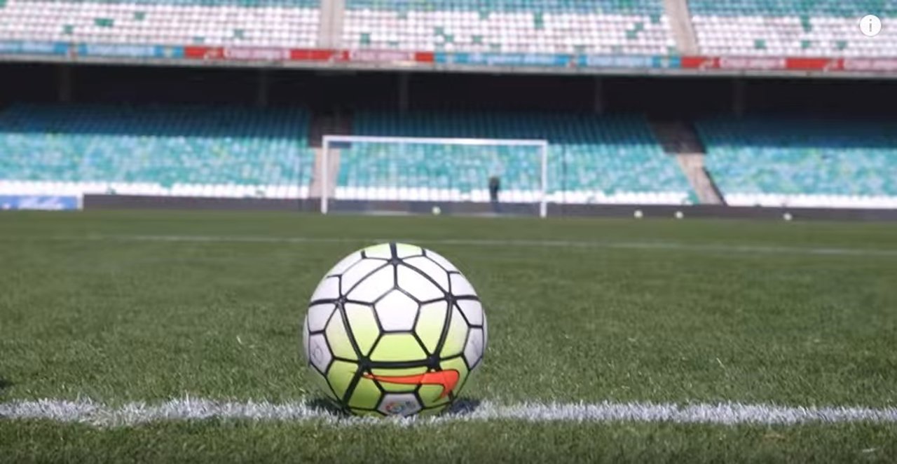 Reto del triángulo de los jugadores del Betis Damiao, Rubén Castro y Kadir