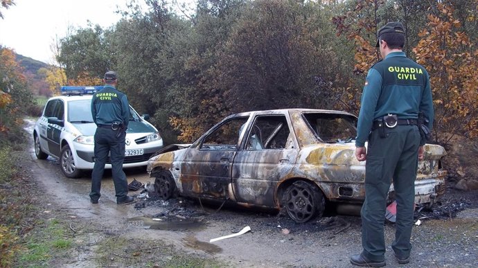 Coche siniestrado, Guardia Civil de Ourense
