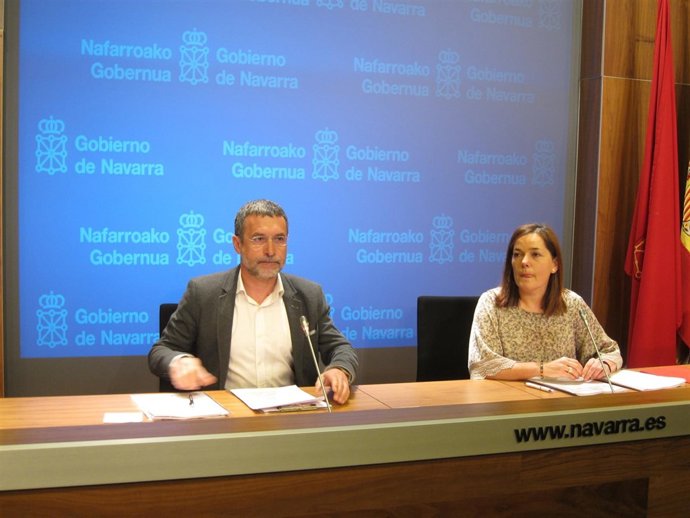 Miguel Laparra y Gema Mañú, en el Gobierno de Navarra.