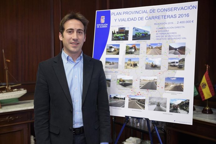 El diputado Óscar Liria ha destacado la importancia de conservar las carreteras.