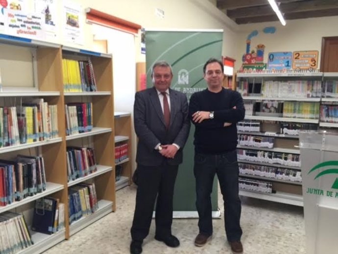 Alcalde (izda.) y Fernández durante el acto de inauguración