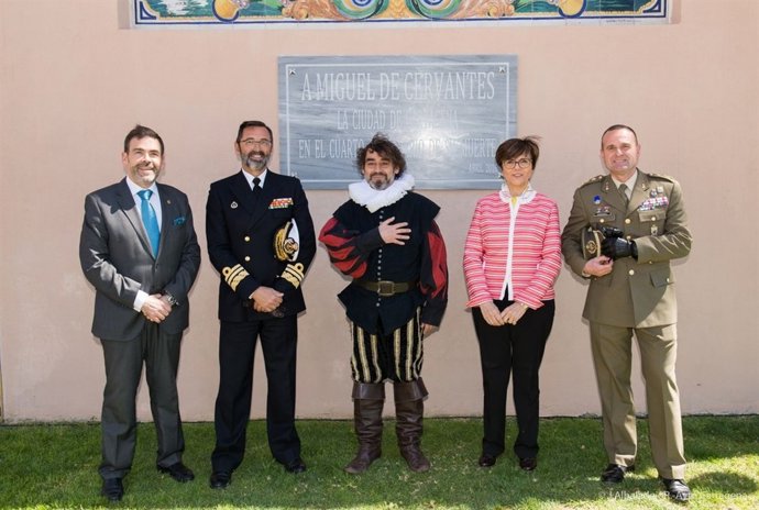 Homenaje a Cervantes como soldado y escritor 
